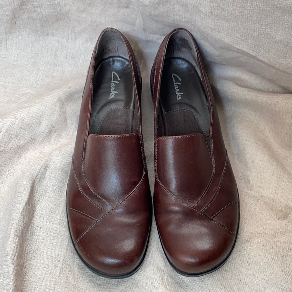 Women’s Clarks slip on loafer